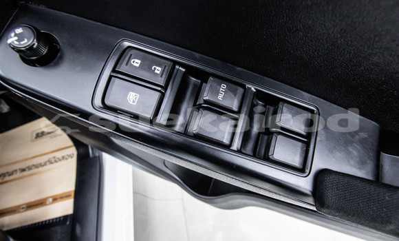 Buy Used Isuzu D-Max White Car in Bangkok in Bangkok Buy Used Isuzu D-Max White Car in Bangkok in Bangkok