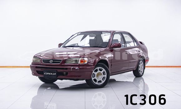 ซื้อ รถมือสอง Toyota Corolla สีแดง รถยนต์ ใน %{เมือง} ใน กรุงเทพมหานคร