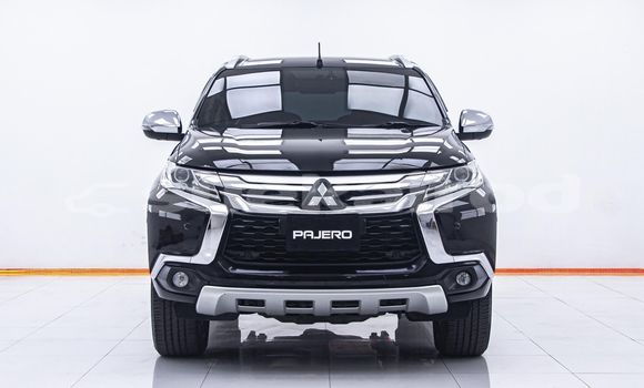 ซื้อ รถมือสอง Mitsubishi Pajero สีดำ รถยนต์ ใน %{เมือง} ใน กรุงเทพมหานคร ซื้อ รถมือสอง Mitsubishi Pajero สีดำ รถยนต์ ใน %{เมือง} ใน กรุงเทพมหานคร