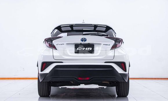 ซื้อ รถมือสอง Toyota C-HR ขาว รถยนต์ ใน %{เมือง} ใน กรุงเทพมหานคร ซื้อ รถมือสอง Toyota C-HR ขาว รถยนต์ ใน %{เมือง} ใน กรุงเทพมหานคร