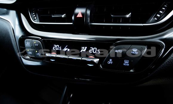 ซื้อ รถมือสอง Toyota C-HR ขาว รถยนต์ ใน %{เมือง} ใน กรุงเทพมหานคร ซื้อ รถมือสอง Toyota C-HR ขาว รถยนต์ ใน %{เมือง} ใน กรุงเทพมหานคร