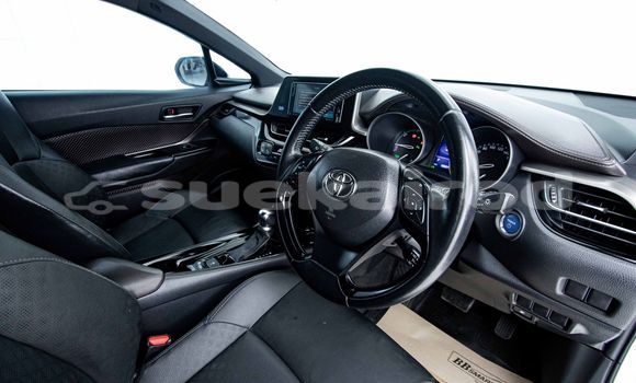 ซื้อ รถมือสอง Toyota C-HR ขาว รถยนต์ ใน %{เมือง} ใน กรุงเทพมหานคร ซื้อ รถมือสอง Toyota C-HR ขาว รถยนต์ ใน %{เมือง} ใน กรุงเทพมหานคร