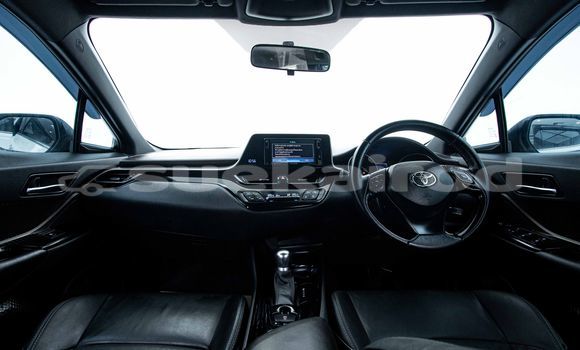 ซื้อ รถมือสอง Toyota C-HR ขาว รถยนต์ ใน %{เมือง} ใน กรุงเทพมหานคร ซื้อ รถมือสอง Toyota C-HR ขาว รถยนต์ ใน %{เมือง} ใน กรุงเทพมหานคร