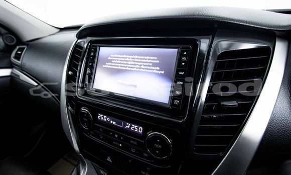 ซื้อ รถมือสอง Mitsubishi Pajero สีดำ รถยนต์ ใน %{เมือง} ใน กรุงเทพมหานคร ซื้อ รถมือสอง Mitsubishi Pajero สีดำ รถยนต์ ใน %{เมือง} ใน กรุงเทพมหานคร