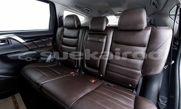 ซื้อ รถมือสอง Mitsubishi Pajero สีดำ รถยนต์ ใน %{เมือง} ใน กรุงเทพมหานคร ซื้อ รถมือสอง Mitsubishi Pajero สีดำ รถยนต์ ใน %{เมือง} ใน กรุงเทพมหานคร