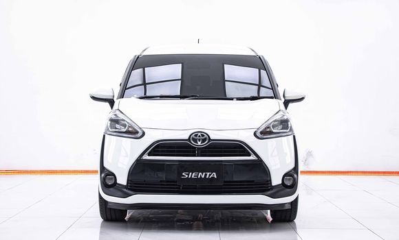Buy Used Toyota Sienta White Car in Bangkok in Bangkok Buy Used Toyota Sienta White Car in Bangkok in Bangkok