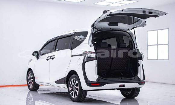 Buy Used Toyota Sienta White Car in Bangkok in Bangkok Buy Used Toyota Sienta White Car in Bangkok in Bangkok