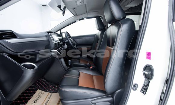 Buy Used Toyota Sienta White Car in Bangkok in Bangkok Buy Used Toyota Sienta White Car in Bangkok in Bangkok