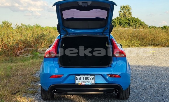 Buy Used Volvo V40 Blue Car in Bangkok in Bangkok Buy Used Volvo V40 Blue Car in Bangkok in Bangkok
