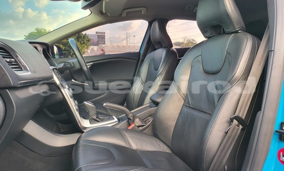 Buy Used Volvo V40 Blue Car in Bangkok in Bangkok Buy Used Volvo V40 Blue Car in Bangkok in Bangkok