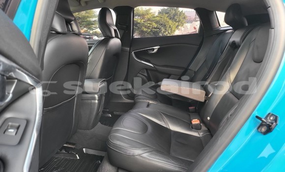 Buy Used Volvo V40 Blue Car in Bangkok in Bangkok Buy Used Volvo V40 Blue Car in Bangkok in Bangkok