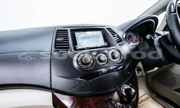 Buy Used Mitsubishi Space Wagon White Car in Bangkok in Bangkok Buy Used Mitsubishi Space Wagon White Car in Bangkok in Bangkok