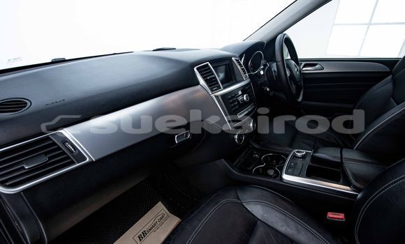 Buy Used Mercedes-Benz M-klasse White Car in Bangkok in Bangkok Buy Used Mercedes-Benz M-klasse White Car in Bangkok in Bangkok