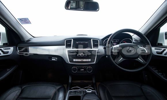 Buy Used Mercedes-Benz M-klasse White Car in Bangkok in Bangkok Buy Used Mercedes-Benz M-klasse White Car in Bangkok in Bangkok