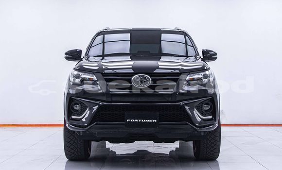 ซื้อ รถมือสอง Toyota Fortuner สีดำ รถยนต์ ใน %{เมือง} ใน กรุงเทพมหานคร ซื้อ รถมือสอง Toyota Fortuner สีดำ รถยนต์ ใน %{เมือง} ใน กรุงเทพมหานคร