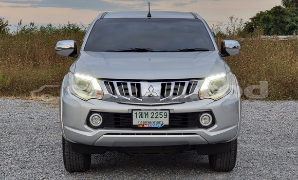 ซื้อ รถมือสอง Mitsubishi Triton เงิน รถยนต์ ใน %{เมือง} ใน กรุงเทพมหานคร ซื้อ รถมือสอง Mitsubishi Triton เงิน รถยนต์ ใน %{เมือง} ใน กรุงเทพมหานคร