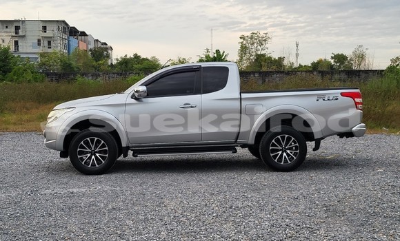 ซื้อ รถมือสอง Mitsubishi Triton เงิน รถยนต์ ใน %{เมือง} ใน กรุงเทพมหานคร ซื้อ รถมือสอง Mitsubishi Triton เงิน รถยนต์ ใน %{เมือง} ใน กรุงเทพมหานคร