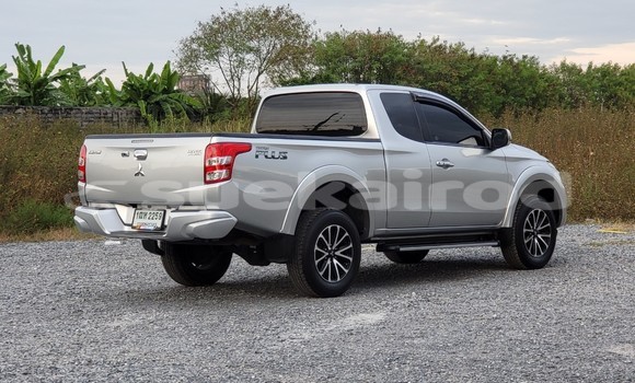 ซื้อ รถมือสอง Mitsubishi Triton เงิน รถยนต์ ใน %{เมือง} ใน กรุงเทพมหานคร ซื้อ รถมือสอง Mitsubishi Triton เงิน รถยนต์ ใน %{เมือง} ใน กรุงเทพมหานคร
