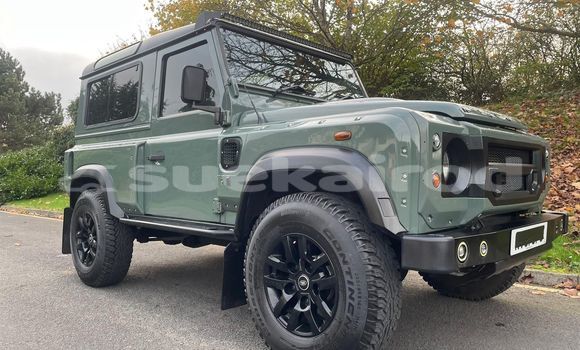 Buy Used Land Rover Defender Green Car in Bangkok in Bangkok Buy Used Land Rover Defender Green Car in Bangkok in Bangkok