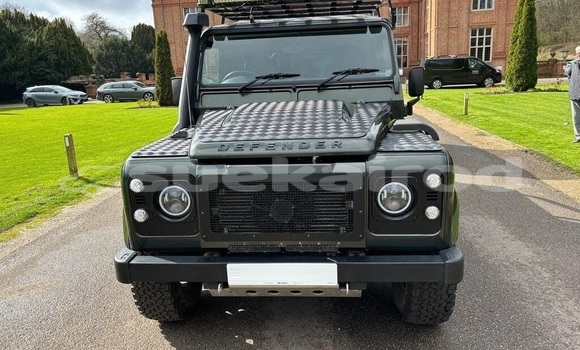 Buy Used Land Rover Defender Green Car in Bangkok in Bangkok Buy Used Land Rover Defender Green Car in Bangkok in Bangkok