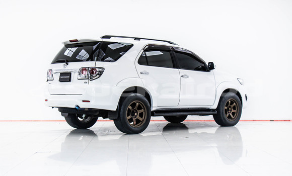 ซื้อ รถมือสอง Toyota Fortuner ขาว รถยนต์ ใน %{เมือง} ใน กรุงเทพมหานคร ซื้อ รถมือสอง Toyota Fortuner ขาว รถยนต์ ใน %{เมือง} ใน กรุงเทพมหานคร