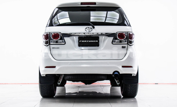 ซื้อ รถมือสอง Toyota Fortuner ขาว รถยนต์ ใน %{เมือง} ใน กรุงเทพมหานคร ซื้อ รถมือสอง Toyota Fortuner ขาว รถยนต์ ใน %{เมือง} ใน กรุงเทพมหานคร