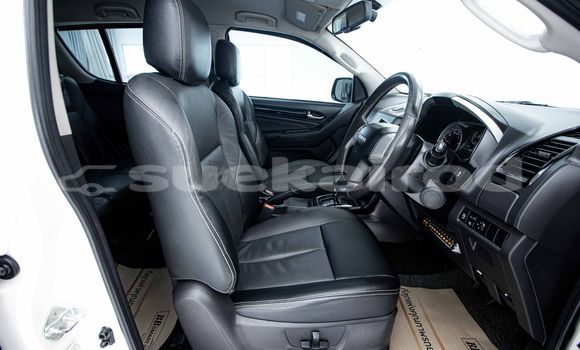 ซื้อ รถมือสอง Isuzu MU-X ขาว รถยนต์ ใน %{เมือง} ใน กรุงเทพมหานคร ซื้อ รถมือสอง Isuzu MU-X ขาว รถยนต์ ใน %{เมือง} ใน กรุงเทพมหานคร