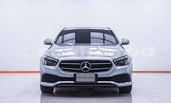 ซื้อ รถมือสอง Mercedes-Benz E-Classe อื่น ๆ รถยนต์ ใน %{เมือง} ใน กรุงเทพมหานคร ซื้อ รถมือสอง Mercedes-Benz E-Classe อื่น ๆ รถยนต์ ใน %{เมือง} ใน กรุงเทพมหานคร