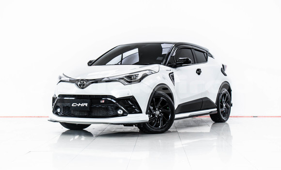 ซื้อ รถมือสอง Toyota C-HR ขาว รถยนต์ ใน %{เมือง} ใน กรุงเทพมหานคร ซื้อ รถมือสอง Toyota C-HR ขาว รถยนต์ ใน %{เมือง} ใน กรุงเทพมหานคร