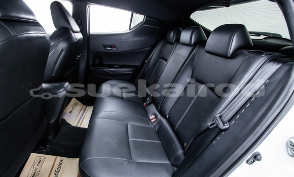 ซื้อ รถมือสอง Toyota C-HR ขาว รถยนต์ ใน %{เมือง} ใน กรุงเทพมหานคร ซื้อ รถมือสอง Toyota C-HR ขาว รถยนต์ ใน %{เมือง} ใน กรุงเทพมหานคร