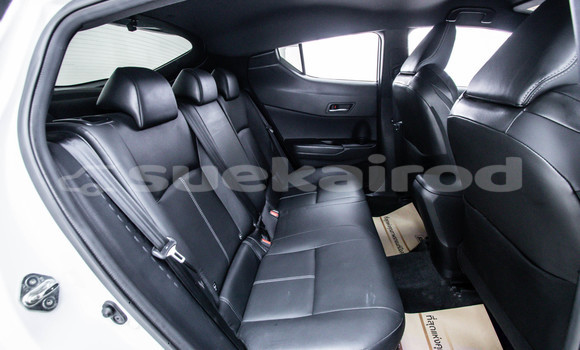 ซื้อ รถมือสอง Toyota C-HR ขาว รถยนต์ ใน %{เมือง} ใน กรุงเทพมหานคร ซื้อ รถมือสอง Toyota C-HR ขาว รถยนต์ ใน %{เมือง} ใน กรุงเทพมหานคร