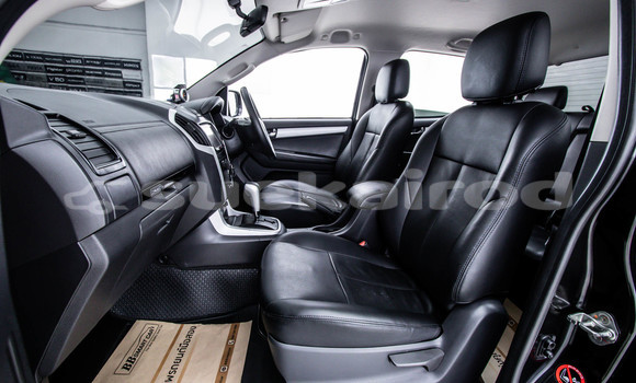 ซื้อ รถมือสอง Isuzu D-Max สีดำ รถยนต์ ใน %{เมือง} ใน กรุงเทพมหานคร ซื้อ รถมือสอง Isuzu D-Max สีดำ รถยนต์ ใน %{เมือง} ใน กรุงเทพมหานคร