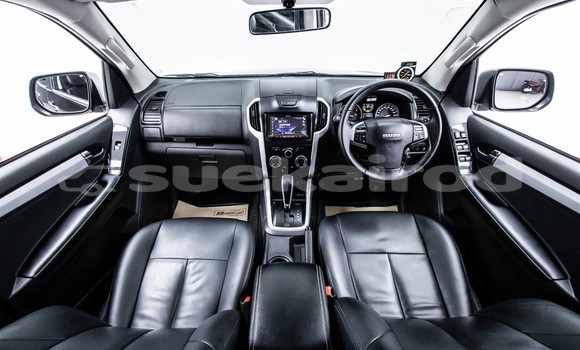 ซื้อ รถมือสอง Isuzu D-Max สีดำ รถยนต์ ใน %{เมือง} ใน กรุงเทพมหานคร ซื้อ รถมือสอง Isuzu D-Max สีดำ รถยนต์ ใน %{เมือง} ใน กรุงเทพมหานคร