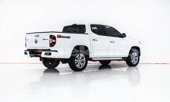 Buy Used MG GS White Car in Bangkok in Bangkok Buy Used MG GS White Car in Bangkok in Bangkok