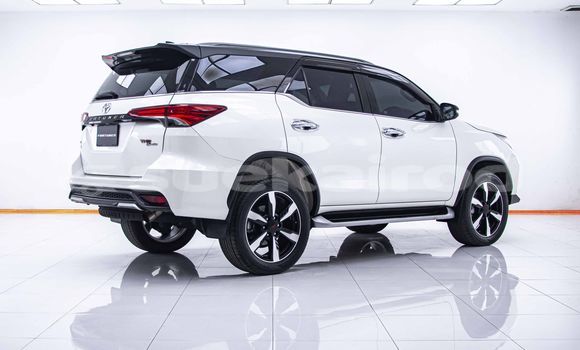 ซื้อ รถมือสอง Toyota Fortuner ขาว รถยนต์ ใน %{เมือง} ใน กรุงเทพมหานคร ซื้อ รถมือสอง Toyota Fortuner ขาว รถยนต์ ใน %{เมือง} ใน กรุงเทพมหานคร