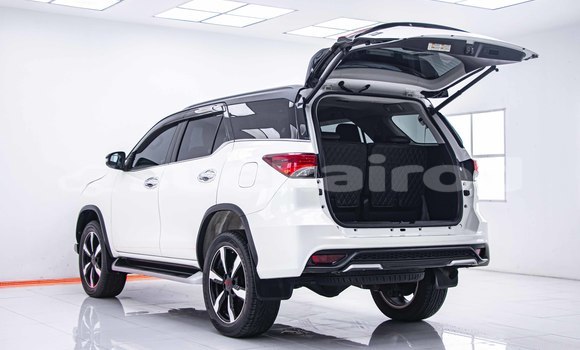 ซื้อ รถมือสอง Toyota Fortuner ขาว รถยนต์ ใน %{เมือง} ใน กรุงเทพมหานคร ซื้อ รถมือสอง Toyota Fortuner ขาว รถยนต์ ใน %{เมือง} ใน กรุงเทพมหานคร