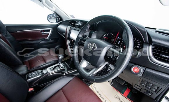 ซื้อ รถมือสอง Toyota Fortuner ขาว รถยนต์ ใน %{เมือง} ใน กรุงเทพมหานคร ซื้อ รถมือสอง Toyota Fortuner ขาว รถยนต์ ใน %{เมือง} ใน กรุงเทพมหานคร