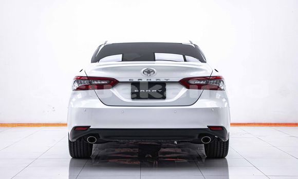 Buy Used Toyota Camry White Car in Bangkok in Bangkok Buy Used Toyota Camry White Car in Bangkok in Bangkok