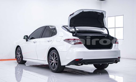 Buy Used Toyota Camry White Car in Bangkok in Bangkok Buy Used Toyota Camry White Car in Bangkok in Bangkok