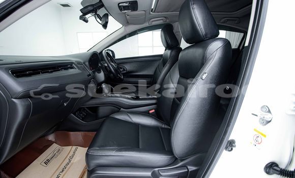 ซื้อ รถมือสอง Honda HR-V ขาว รถยนต์ ใน %{เมือง} ใน กรุงเทพมหานคร ซื้อ รถมือสอง Honda HR-V ขาว รถยนต์ ใน %{เมือง} ใน กรุงเทพมหานคร