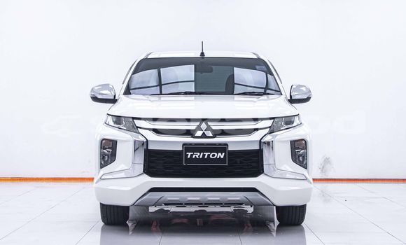 ซื้อ รถมือสอง Mitsubishi Triton ขาว รถยนต์ ใน %{เมือง} ใน กรุงเทพมหานคร ซื้อ รถมือสอง Mitsubishi Triton ขาว รถยนต์ ใน %{เมือง} ใน กรุงเทพมหานคร