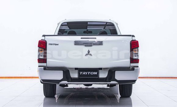 ซื้อ รถมือสอง Mitsubishi Triton ขาว รถยนต์ ใน %{เมือง} ใน กรุงเทพมหานคร ซื้อ รถมือสอง Mitsubishi Triton ขาว รถยนต์ ใน %{เมือง} ใน กรุงเทพมหานคร