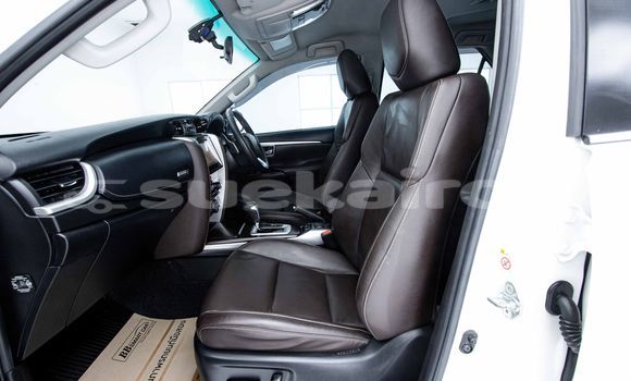 ซื้อ รถมือสอง Toyota Fortuner ขาว รถยนต์ ใน %{เมือง} ใน กรุงเทพมหานคร ซื้อ รถมือสอง Toyota Fortuner ขาว รถยนต์ ใน %{เมือง} ใน กรุงเทพมหานคร