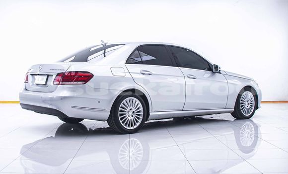 ซื้อ รถมือสอง Mercedes-Benz E-Classe อื่น ๆ รถยนต์ ใน %{เมือง} ใน กรุงเทพมหานคร ซื้อ รถมือสอง Mercedes-Benz E-Classe อื่น ๆ รถยนต์ ใน %{เมือง} ใน กรุงเทพมหานคร