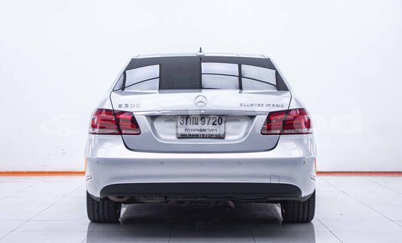 ซื้อ รถมือสอง Mercedes-Benz E-Classe อื่น ๆ รถยนต์ ใน %{เมือง} ใน กรุงเทพมหานคร ซื้อ รถมือสอง Mercedes-Benz E-Classe อื่น ๆ รถยนต์ ใน %{เมือง} ใน กรุงเทพมหานคร
