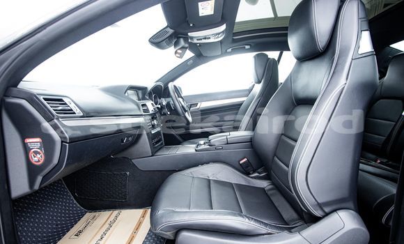 ซื้อ รถมือสอง Mercedes-Benz E-Classe สีดำ รถยนต์ ใน %{เมือง} ใน กรุงเทพมหานคร ซื้อ รถมือสอง Mercedes-Benz E-Classe สีดำ รถยนต์ ใน %{เมือง} ใน กรุงเทพมหานคร