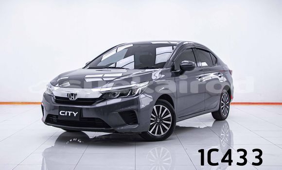 ซื้อ รถมือสอง Honda City อื่น ๆ รถยนต์ ใน %{เมือง} ใน กรุงเทพมหานคร