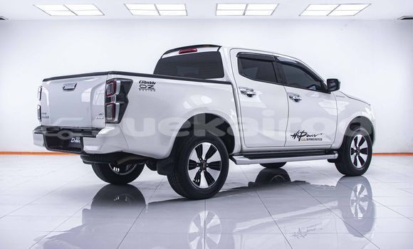 Buy Used Isuzu D-Max White Car in Bangkok in Bangkok Buy Used Isuzu D-Max White Car in Bangkok in Bangkok