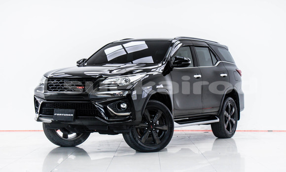 ซื้อ รถมือสอง Toyota Fortuner สีดำ รถยนต์ ใน %{เมือง} ใน กรุงเทพมหานคร ซื้อ รถมือสอง Toyota Fortuner สีดำ รถยนต์ ใน %{เมือง} ใน กรุงเทพมหานคร