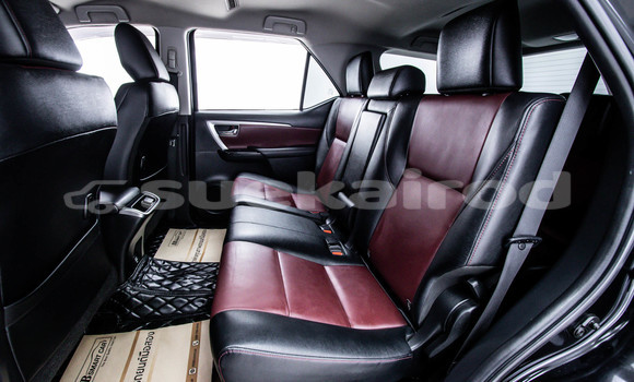 ซื้อ รถมือสอง Toyota Fortuner สีดำ รถยนต์ ใน %{เมือง} ใน กรุงเทพมหานคร ซื้อ รถมือสอง Toyota Fortuner สีดำ รถยนต์ ใน %{เมือง} ใน กรุงเทพมหานคร